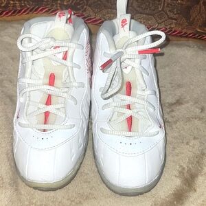 Nice used toddler size 9c Nike Lil Posite white red rose
